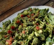 Salade de brocoli et vinaigrette  l'avocat